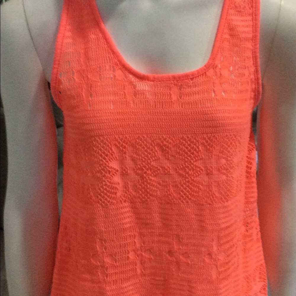 FREE KISSES Women’s tank top size S